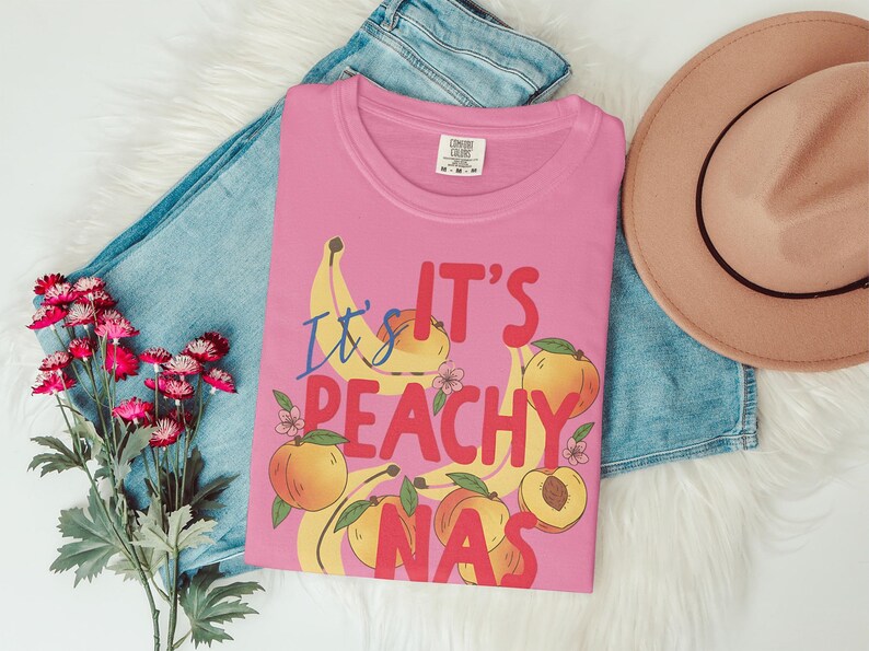 Fun Peachy Graphic Tee, Peach Shirt, Summer Peaches T-shirt, Cute Fruit Print Top, Trendy Fruit Graphic Apparel, Unique Summer Shirt