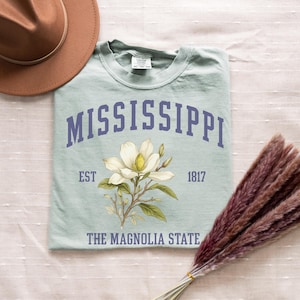 Mississippi Shirt Comfort Colors Magnolia State Souvenir Tee Vacation Gift Home State Travel Top Southern Pride MS Shirt Retro Floral