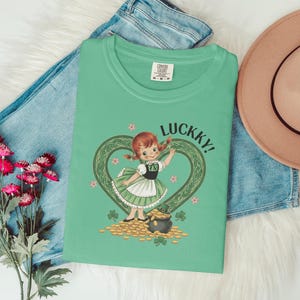 Lucky Leprechaun Shirt, Vintage St. Patrick's Day Tee, Cute Green Irish Graphic T-Shirt, Fun Holiday Clothing, Retro Clover Top