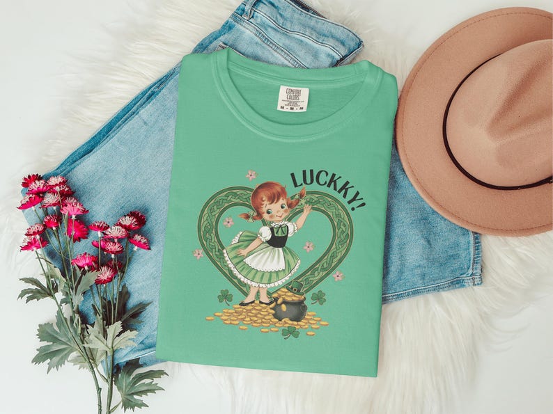 Lucky Leprechaun Shirt, Vintage St. Patrick's Day Tee, Cute Green Irish Graphic T-Shirt, Fun Holiday Clothing, Retro Clover Top