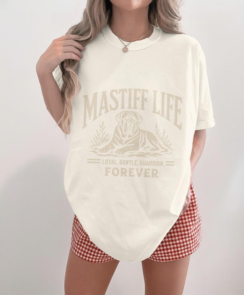 English Mastiff Dog Mastiff Lover Gift Dog Owner Apparel Gentle Giant Dog Tee Mastiff Mom Present Mastiff Dad Apparel Old English Mastiff Ivory