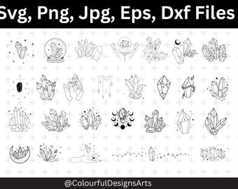 Puede incluir: Un conjunto de 25 ilustraciones en blanco y negro de cristales, lunas, estrellas y manos sosteniendo cristales. Las ilustraciones son perfectas para proyectos de manualidades, scrapbooking o diseño digital. El texto "Svg, Png, Jpg, Eps, Dxf Files" está en la parte superior de la imagen. El texto "@ColourfulDesignsArts" está en la parte inferior de la imagen.