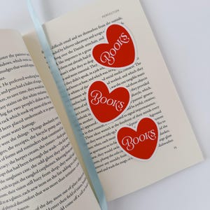 Sticker boekenliefhebber rood hart | Waterdichte vinylsticker | Kindle-sticker