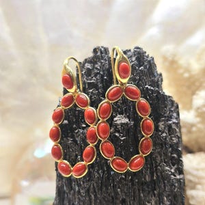 Rote Korallen Ohrringe, Gold Damen Ohrringe, Handgefertigter Schmuck, Echte Mittelmeer Koralle, Elegantes Geschenk für Sie, Neuankömmlinge, DIY Geschenkideen