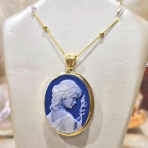 Cameo Pendant Necklace, Cameo Jewelry, Gold Plated Chain, Timeless Elegance, Present Idea For Wife, Gift For Teenage Girls, Handmade Jewels