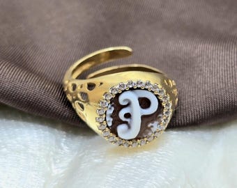 Bokstaven P Cameo Ring 925 Förgyllt Silver – Justerbara Italienska Hantverkssmycken, Handskuren Snäcksring, Anpassad Initialpresent, Julklappstips