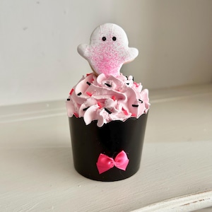 Halloween Pink Ghost Fake Cupcake: Tiered Tray Decor