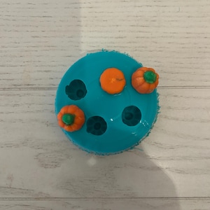 Candy Pumpkin Silicone Mold: Halloween Resin Soap Making