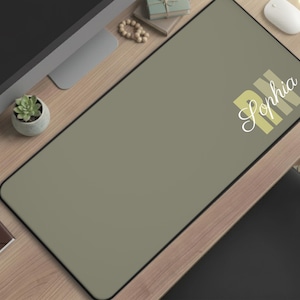 Elegant Registered Nurse Desk Mat Custom RN Name Office Decor Script Font Computer Pad Large Mousepad Professional Nursing Gift D181