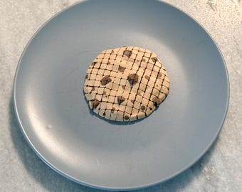Biscotto con gocce di cioccolato floppy - Giocattolo articolato a forma di biscotto ~ Stampato in 3D ~ Design di Bearded Printer
