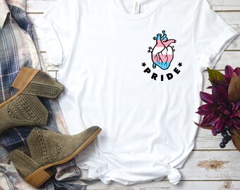 トランスジェンダー ハート プライド T シャツ、かわいい LGBTQ+ トランス フラッグ ハート シャツ、トランスジェンダー プライド T シャツ (可視性、トランス ラブ、平等 T シャツ)