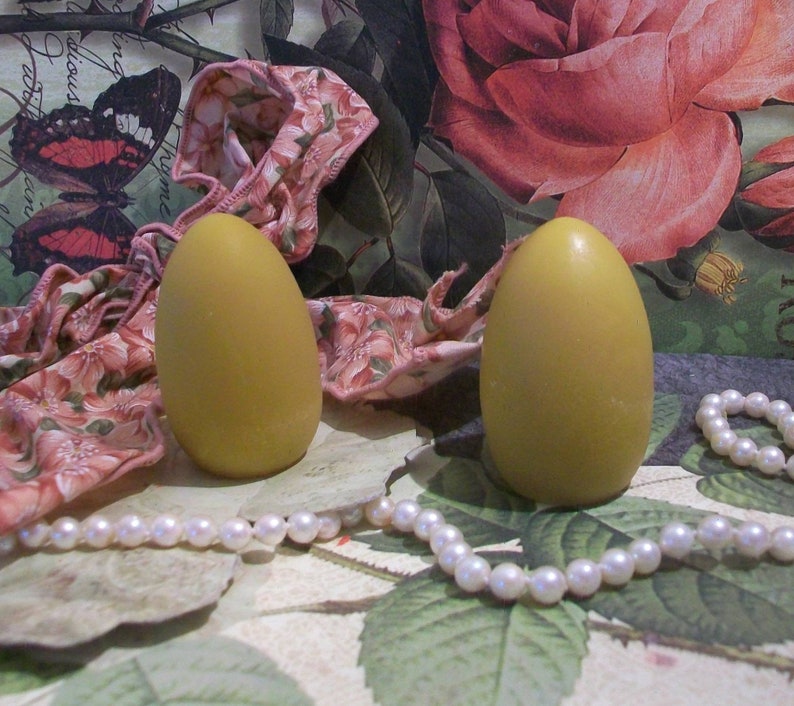 2 Beeswax Egg Shaped Candles Etsy
