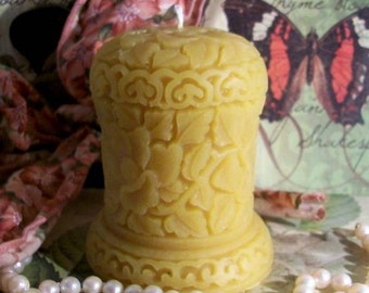 Free USA Shipping Beeswax Oriental Leaf Design Candle