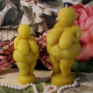 Free USA Shipping Beeswax Venus of Willendorf Candle Small Size Fertility Goddess image 1