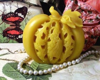 Free USA Shipping Beeswax Pumpkin With Leaves Choice Of Color