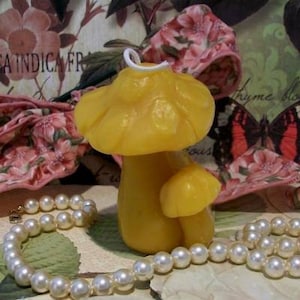 Free USA Shipping Beeswax Double Mushroom Candle