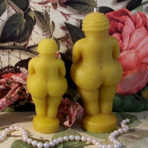 Free USA Shipping Beeswax Venus of Willendorf Candle Small Size Fertility Goddess image 2