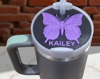 Tapa de vaso Stanley con diseño de mariposa personalizado: placa con nombre personalizada