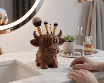 Highland Cow Makeup Brush Holder,  Desk Organizer, Cute Boho Farmhouse Decor, Q-tip Vanity Storage, Cow Lover Gift for Her, Teacher Present