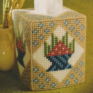 PDF plastic canvas pattern - Quilt Block Tissue Topper