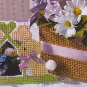 Vintage PDF plastic canvas pattern - Perky Pair