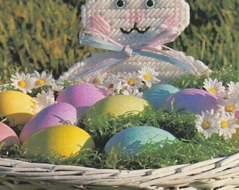 Vintage PDF plastic canvas pattern - Easter rabbit