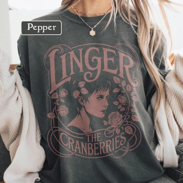 T-shirt graphique rock rétro des années 90, t-shirt de style groupe vintage, t-shirt groupe alternatif grunge des années 90, graphique tenue de festival, chemise couleurs confort