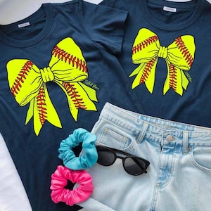 Softball Mom SVG Bundle PNG, Softball Mama Svg Files for Cricut, softball Mom Shirt Designs, Proud Softball Mom Clipart, Sports Mom SVG