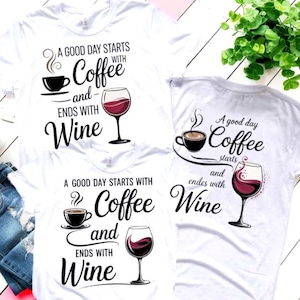 Grappige koffie SVG PNG-bundel 3 versies wijncitaat Een goede dag begint met koffie en eindigt met wijn Groepsshirts-afbeeldingen