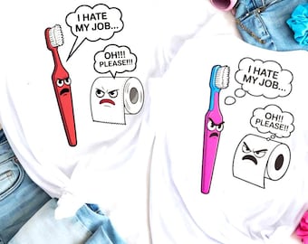 Paquete divertido de SVG en dos versiones PNG: Odio mi trabajo, cepillo de dientes, papel higiénico, diseño con frase humorística sobre el trabajo, camisetas, tazas y manualidades para combinar.