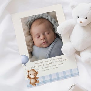 Faire-part de naissance personnalisé avec photo | Modèle moderne de garçon nouveau-né | Carte de naissance bleu ballon nounours imprimable modifiable | THÉO