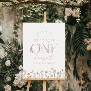 Isn't She Onederful Birthday Welcome Sign | Wildflower 1st Birthday Template | Cute Floral Poster Printable | Girls 1st Birthday | AVERY