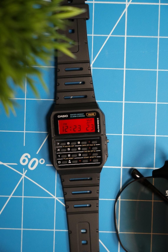 CASIO W-34 80s ”Old Casio” Cal.415 Red CASIO W-34 80s ”Old Casio