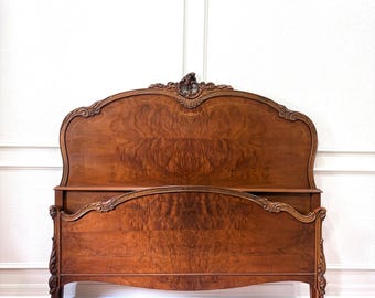 Elegant Vintage Full Size Burlwood Bed Frame
