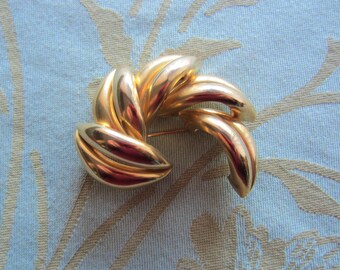 Baer San Francisco Gold Wheat Frond Brooch