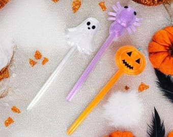 LED Light-Up Halloween Wands Multicolor Magic Sticks Cute Ghost Spider Pumpkin for Birthday Party Renaissance Fair with Switch
