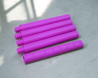 Verstelbare schouderstretchtrainer: reisyogastick met niveaumarkeringen