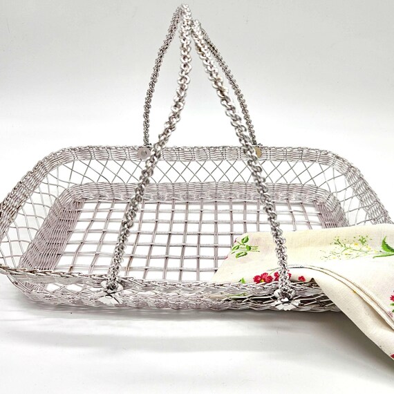 Vintage Silver Wire Basket with Folding Chain Handles - Bread Basket - Napkin Holder