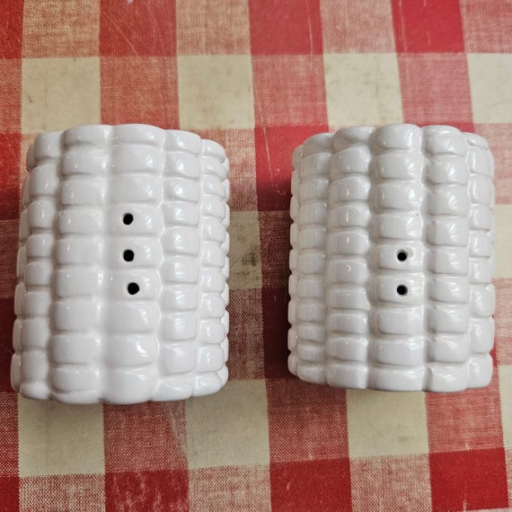 White Ceramic Corn Cob Salt & Pepper Shakers — Harvest, Thanksgiving Table Setting, Cottage Farmhouse Kitchen