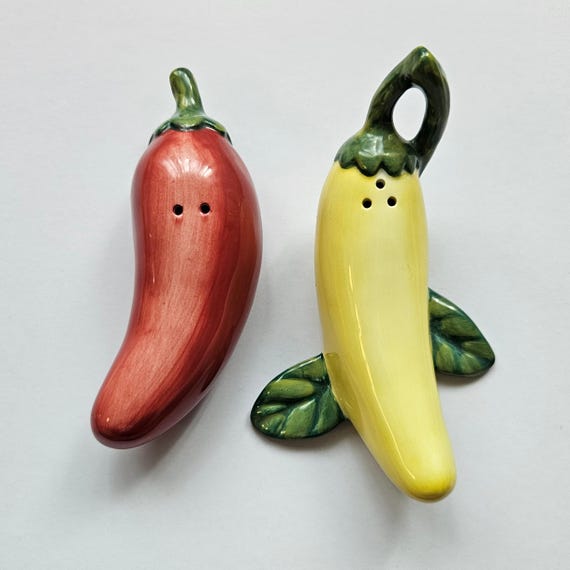 Chili Pepper Salt & Pepper Shaker Set – Ceramic Kitchen Decor