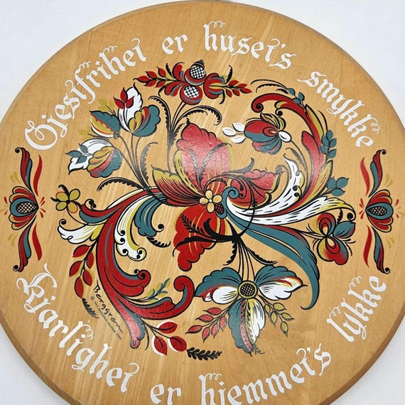 Vintage Berggren Bread Board 1962 – Norwegian Wall Plaque – Scandinavian Folk Art
