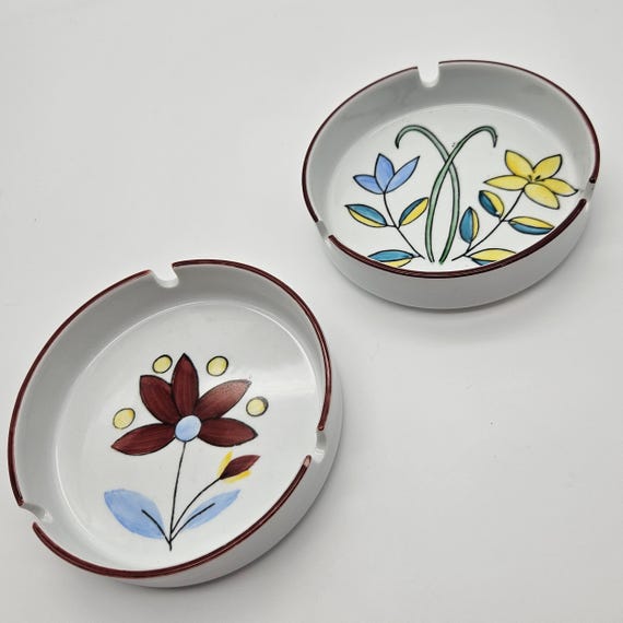 Vintage Floral Porcelain Ashtray Pair – Maroon Rim, Hand-Painted Style – 1970s/80s Tobacciana