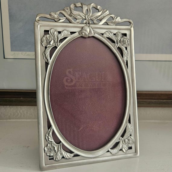 Seagull Pewter Photo Frame 1990 – Vintage Oval Picture Frame with Bells Bows Flowers