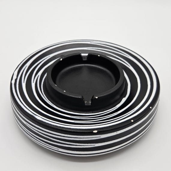 1970s Royal Haeger Ashtray: Black & White Spiral Glaze, Mod Op Art