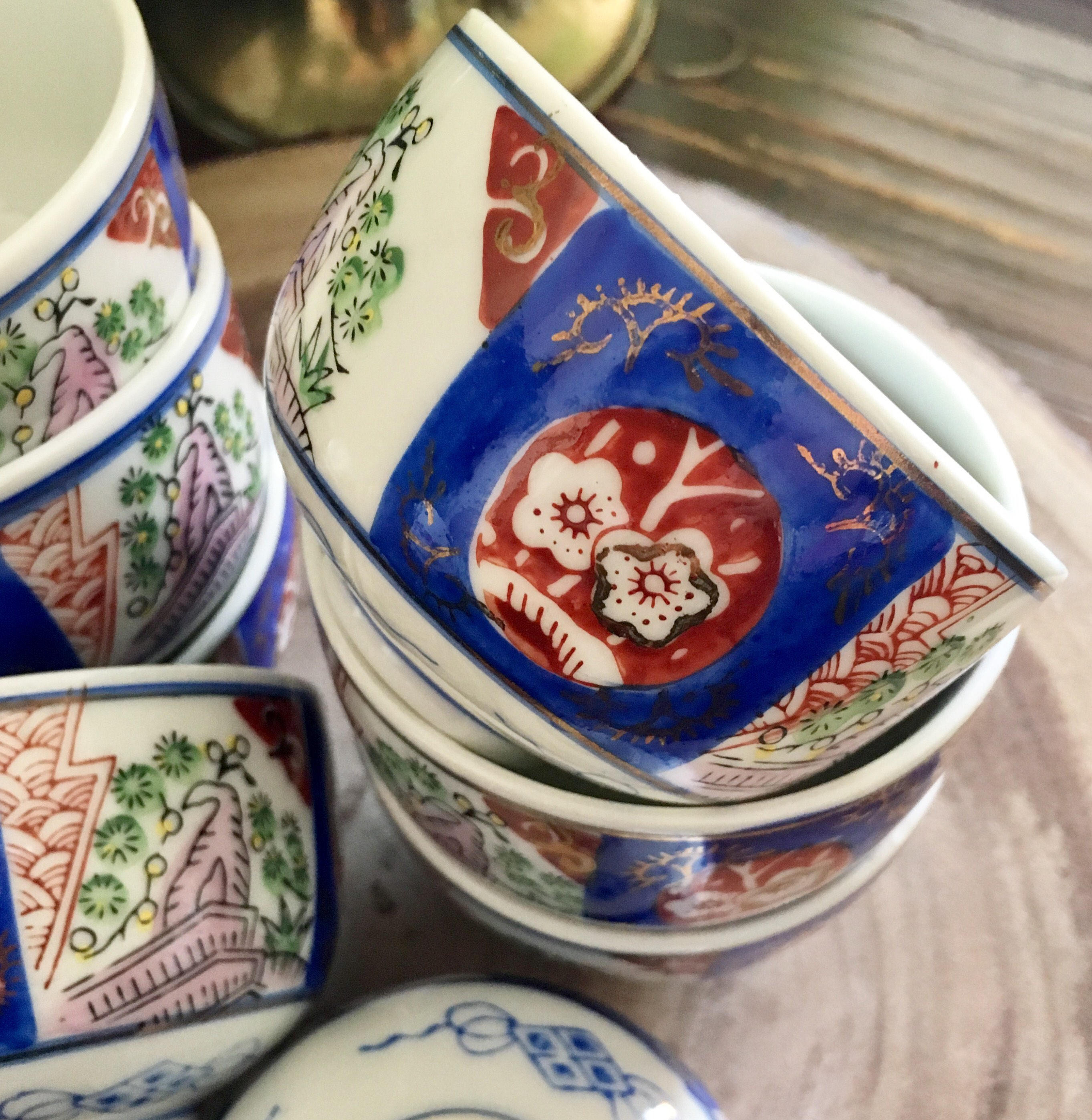 Vintage Asian Tea Cups Set of 8 / Chinese Tea Cups / Made in Etsy