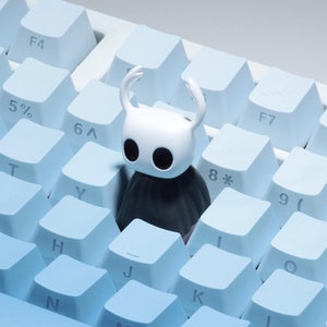 Hollow Knight 3D Printed Artisan Keycap High-Precision Resin for Mechanical Keyboards Custom Anime Gamer Lovers Gift Personalized Key Design