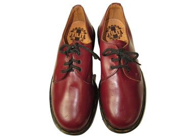 Vintage 1980s Utility by Na Na Dr Martens Air Cushion Soles 3 Eyelet Red Ox Blood Leather Shoes Made in England Fits Womens US Size 6