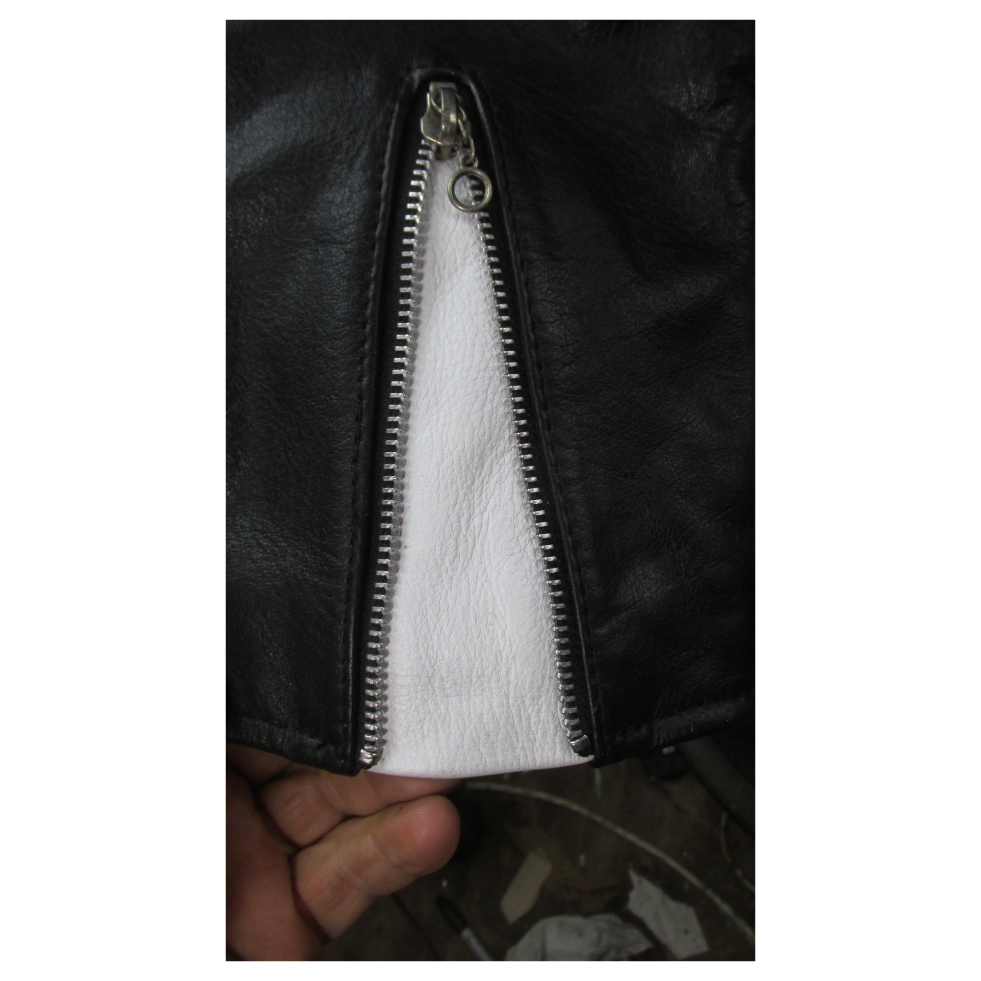 LEONARD テーラードジャケット ブラック/ホワイト　トリム LEONARD テーラードジャケット ブラック/ホワイト トリム レオナール