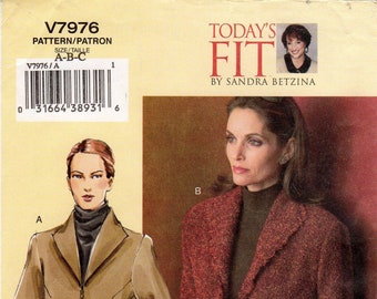 Sz 32/34/36 Bust - Vogue Jacket Pattern V7976 by SANDRA BETZINA - Misses' Triple Darted Lined Jacket in Two Lengths - Vogue Patterns