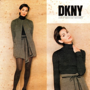 Pode incluir: Um padrão de costura para uma saia e uma jaqueta. O padrão é da Vogue Patterns e foi projetado pela DKNY. O número do padrão é 1673 e os tamanhos são 8-10-12.